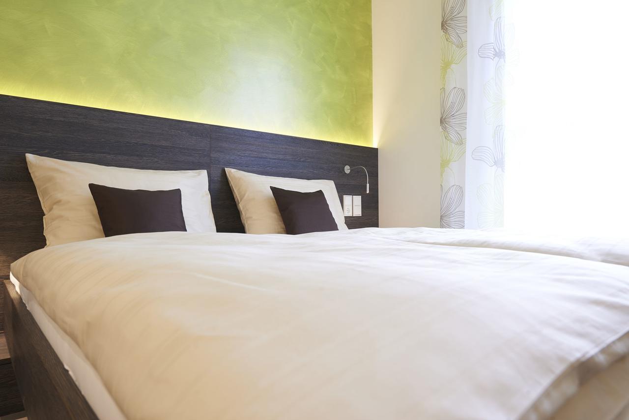Eee Hotel Traun Zewnętrze zdjęcie