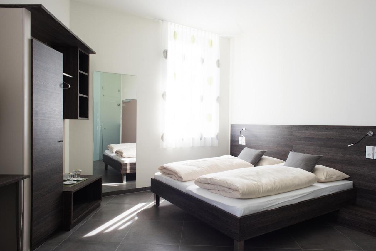 Eee Hotel Traun Zewnętrze zdjęcie